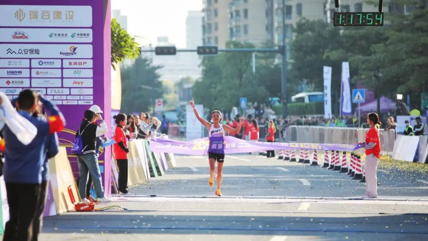 12,000 participants! Capture the thrilling moments of the Sanshan Half Marathon in Foshan