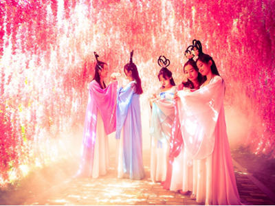 赏月话团圆 方特主题乐园邀您欢度中秋