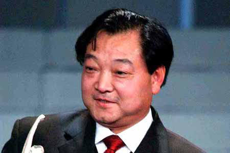 许海峰：展现团结一致拼搏精神