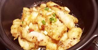 东南亚风味的这道菜，酸酸甜甜适合最近天气