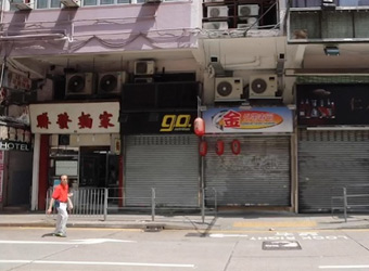 直击香港：商业区游客寥寥，药店老板称生意“7月落霜8月落雪”