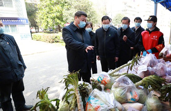 习近平武汉考察，这几张现场照片为何刷屏？