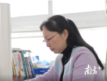 全国人大代表李杏玲:代表履职不存在“七年之痒” 全国人大代表李杏玲:代表履职不存在“七年之痒”