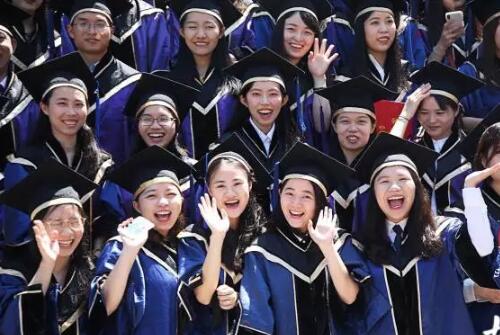 广东高校“升学榜”出炉！谁的母校最“学霸”？这所高校境外留学率竟达67.92%