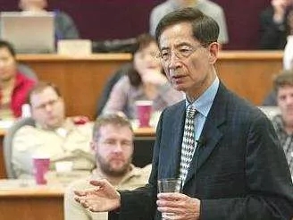 李柱铭的“鬼故事”