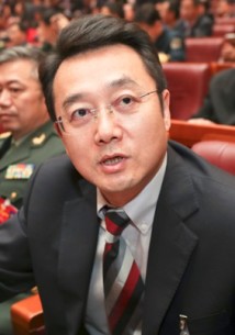 曲建:提升全球联通能力 用好国际人才资源 曲建:提升全球联通能力 用好国际人才资源