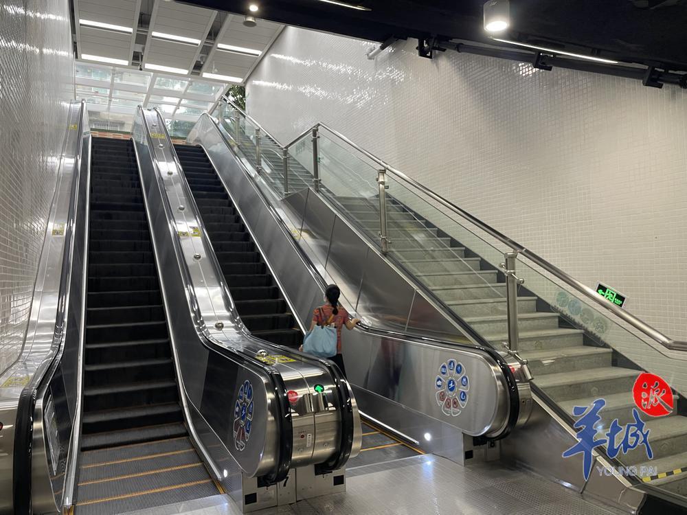 广州地铁东山口站D出口加装了自动扶梯 羊城晚报全媒体记者 严艺文 摄