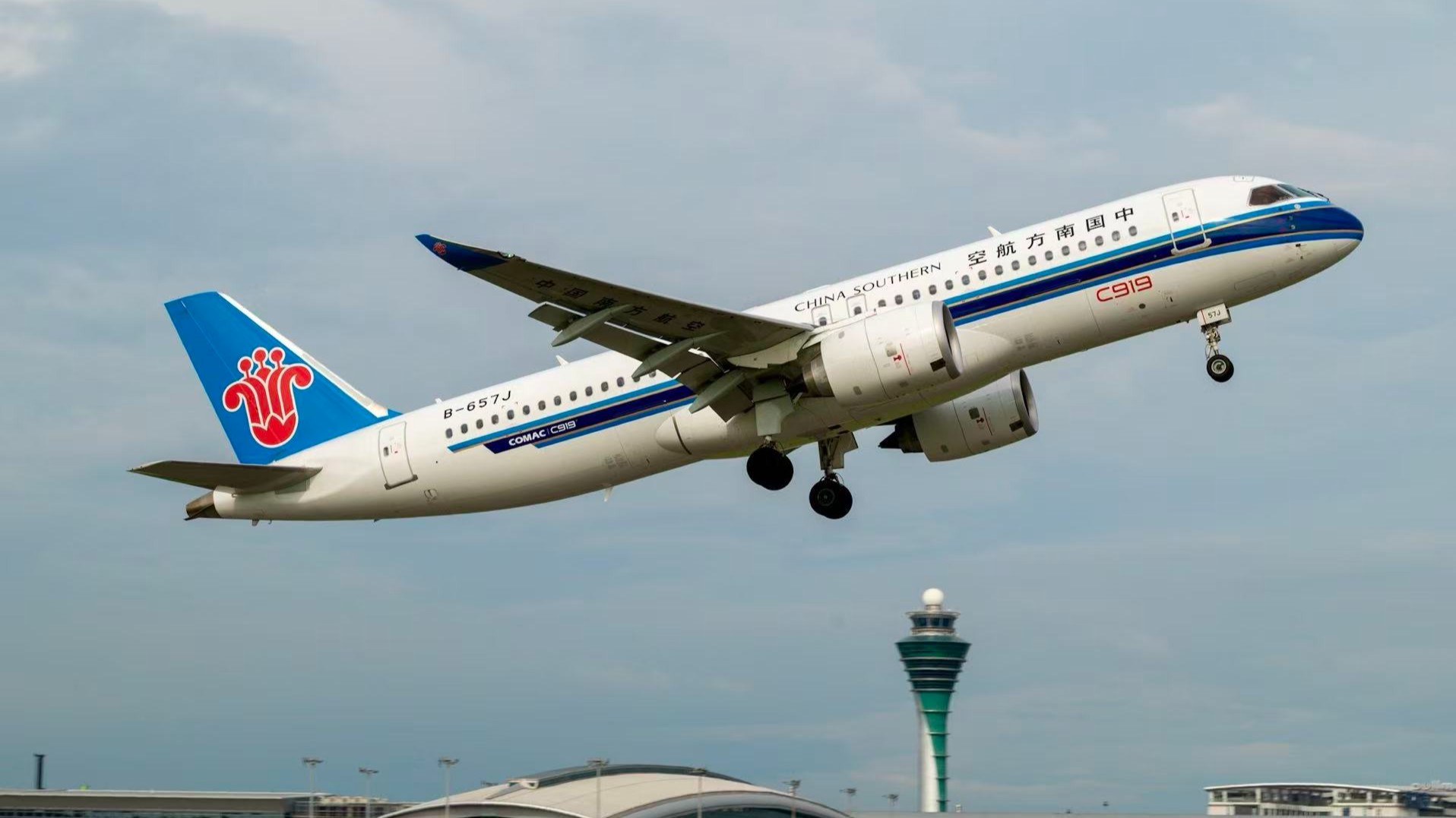 China Southern to operate 48,000 flights over National Day and Mid-Autumn Festival holiday