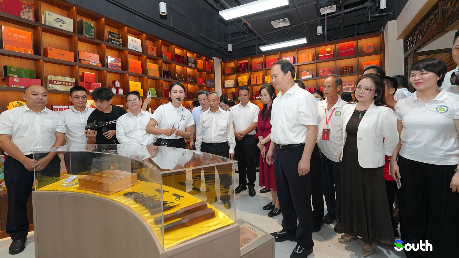 Guangzhou opens a special exhibition hall for Huajuhong