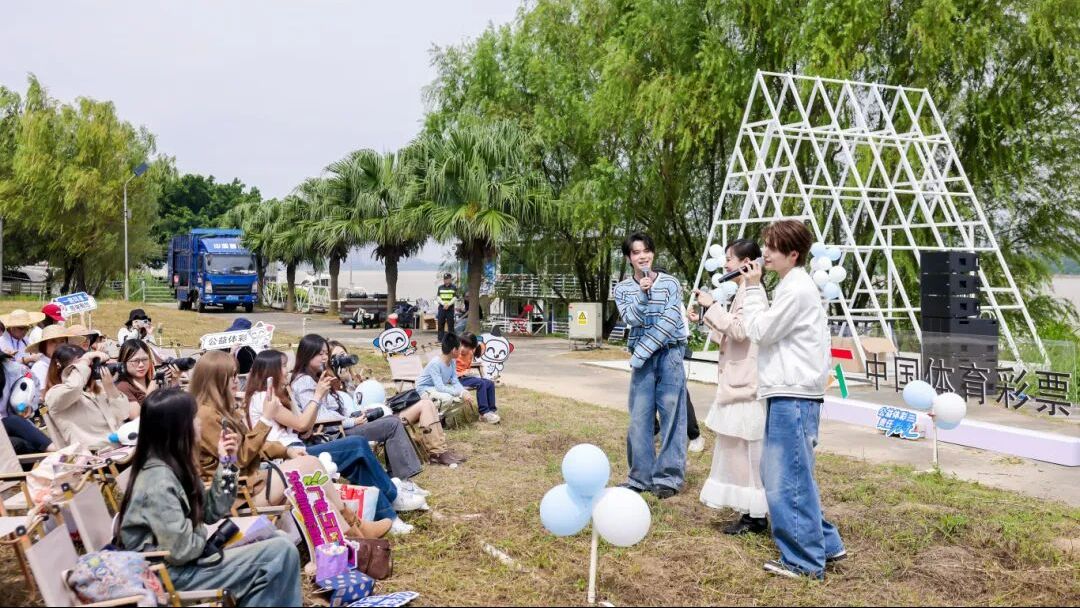 千骑破风，声动两江！佛山市环两江自行车赛暨公益体彩听歌会玩出新花样→