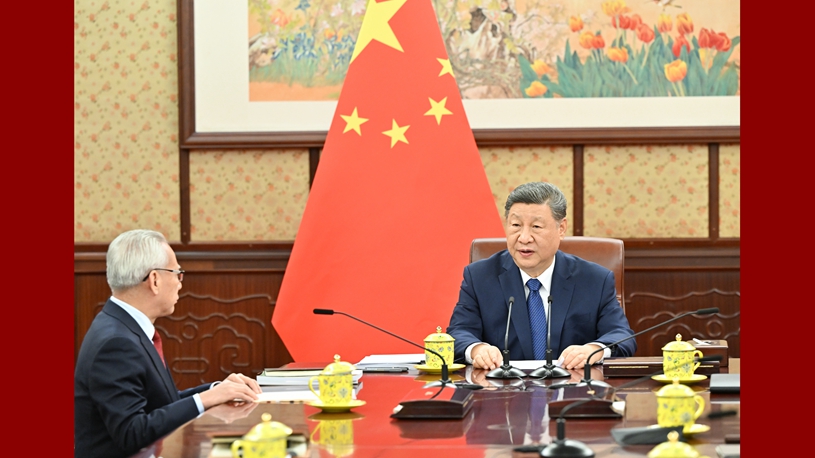 Xi hears report from Macao SAR chief executive