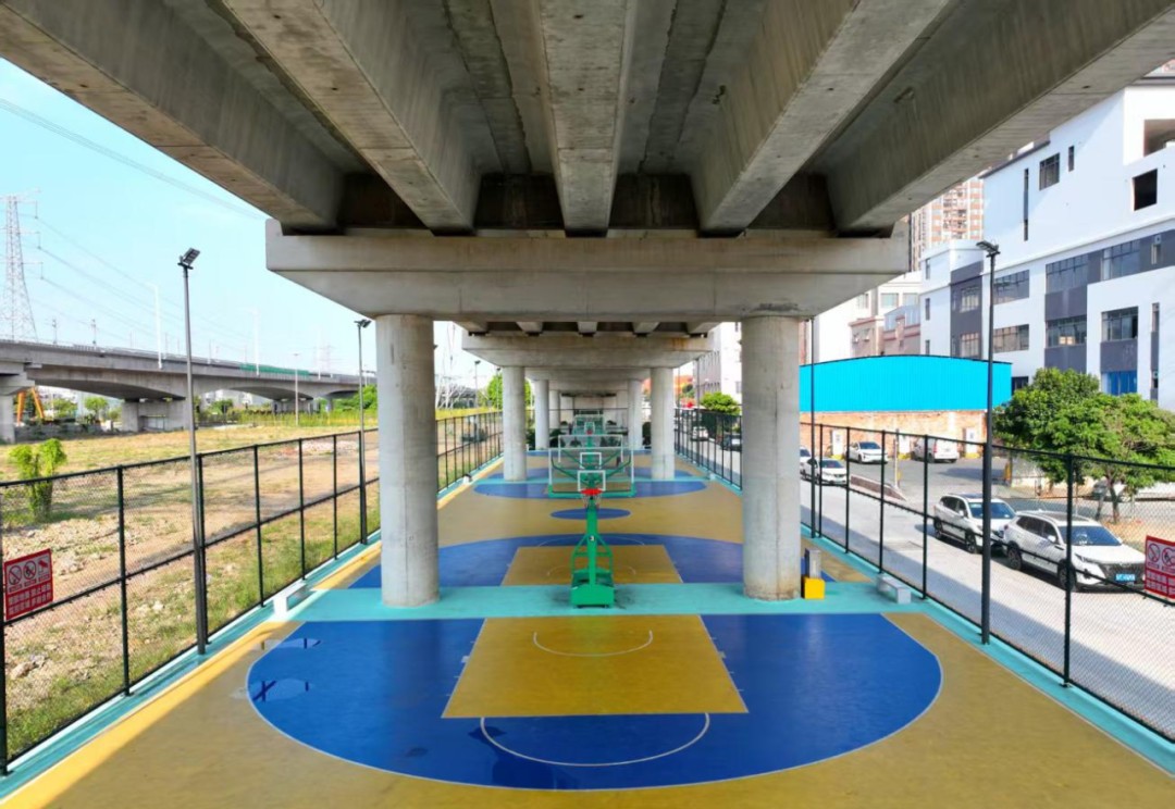 改造后的东凤伯公社区桥下空间