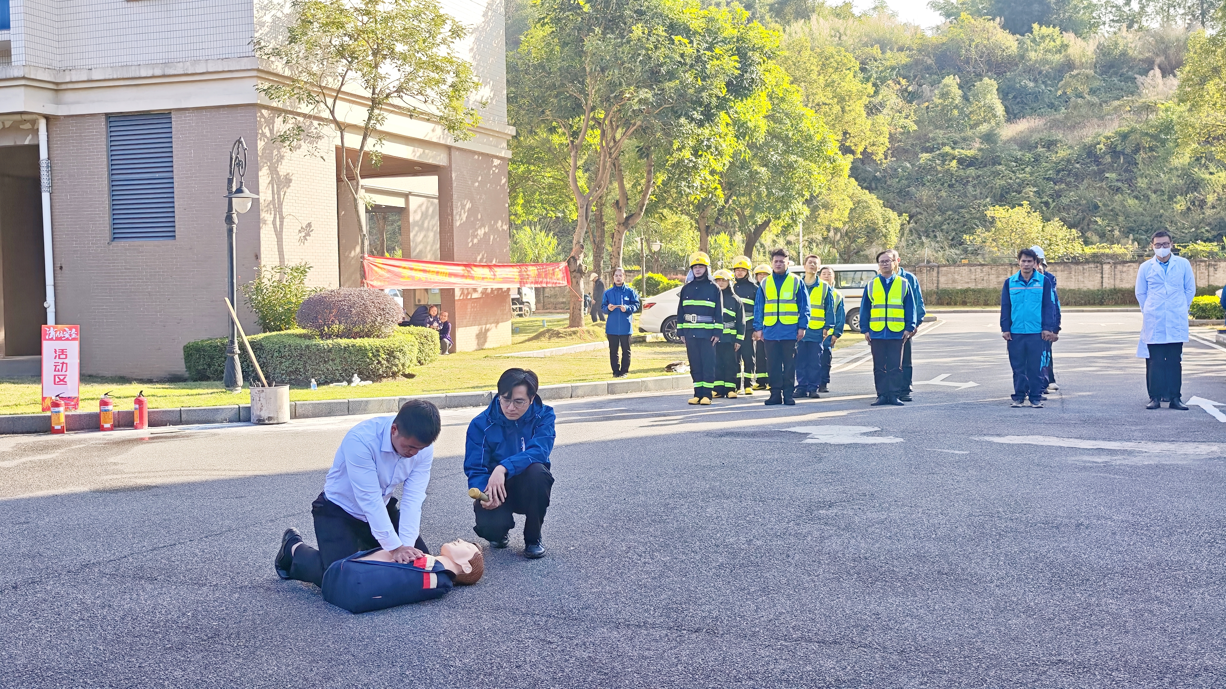 云安：消防演练进小区 筑牢安全“防火墙”