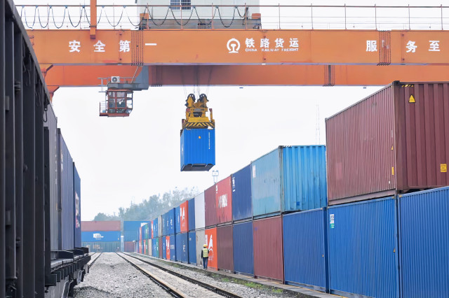 Video | Aerial view of Guangzhou Eastern Road-rail Intermodal Transport Hub