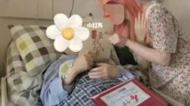 那个因染粉色头发被网暴的杭州女孩走了:她和抑郁症抗争半年多 那个因染粉色头发被网暴的杭州女孩走了:她和抑郁症抗争半年多