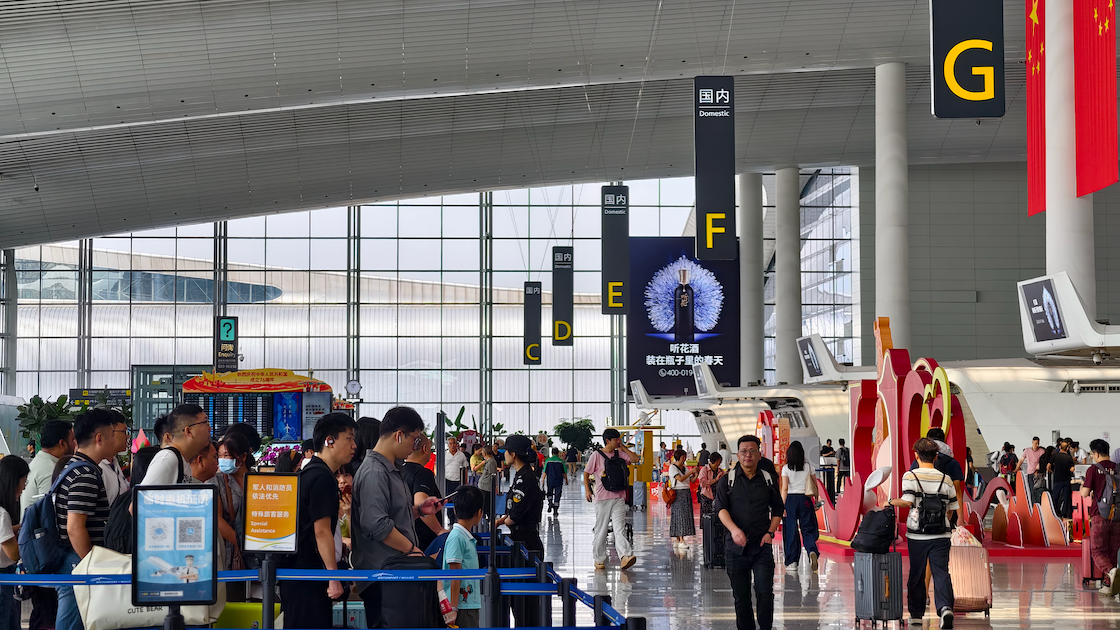 Guangzhou Baiyun Int’l Airport handles nearly 2 million passengers during Golden Week