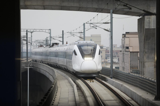 Holiday reminder | If you plan to take a train, these are some useful information for you