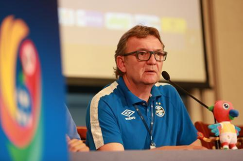 brazilianstaketothefieldastourneyloomsinzhuhai