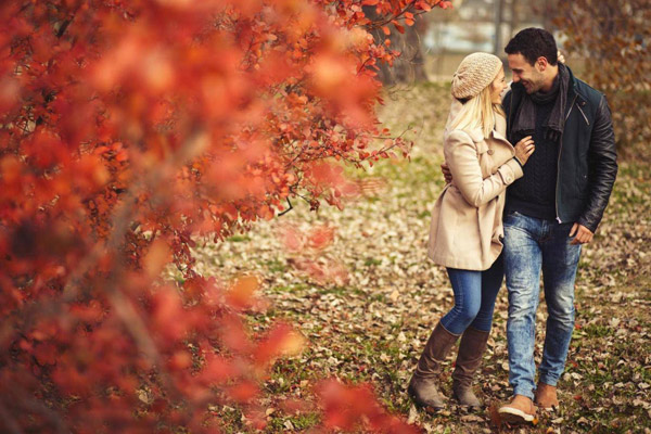 What is seasonal dating disorder?