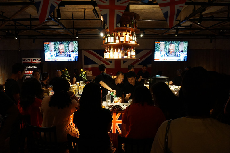 Royal wedding celebration held in Guangzhou