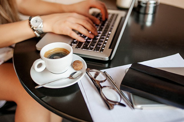 There’s a Reason You Work Better in Coffee Shops