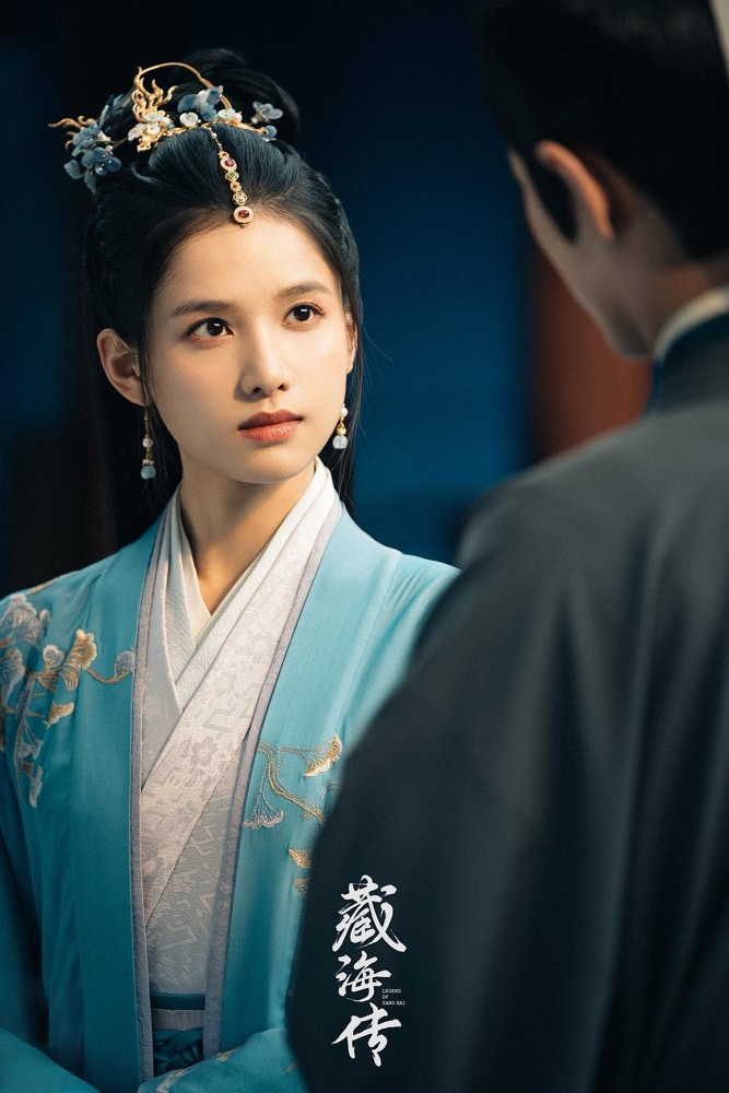 女主角香暗荼
