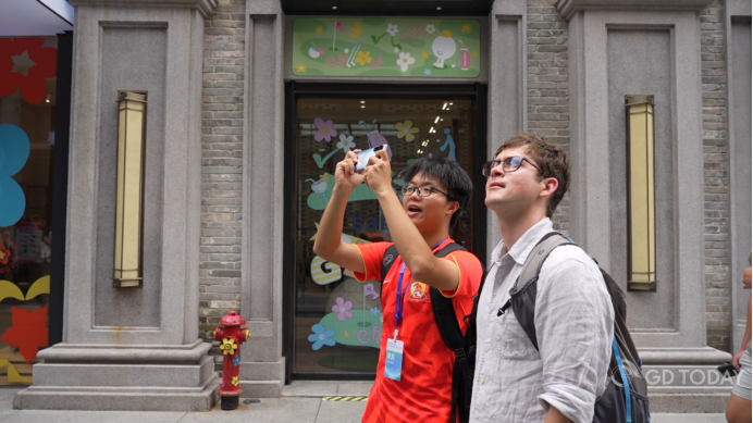 U.S.-China students unravel Guangzhou's cultural tapestry, weaving closer ties