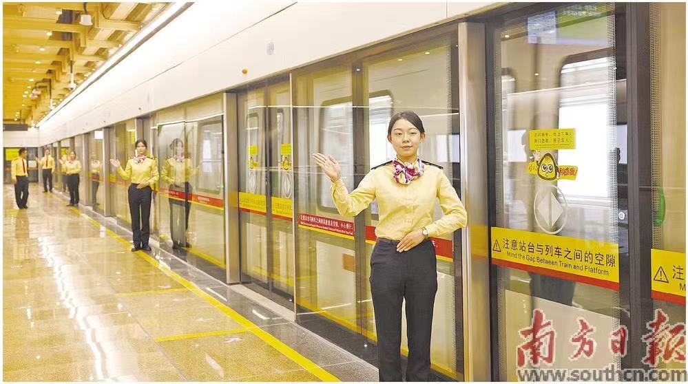 广州地铁7号线二期年底将开通，起于大学城南站，向北延伸至燕山站，全长约21.9公里。南方日报记者 梁文祥 摄