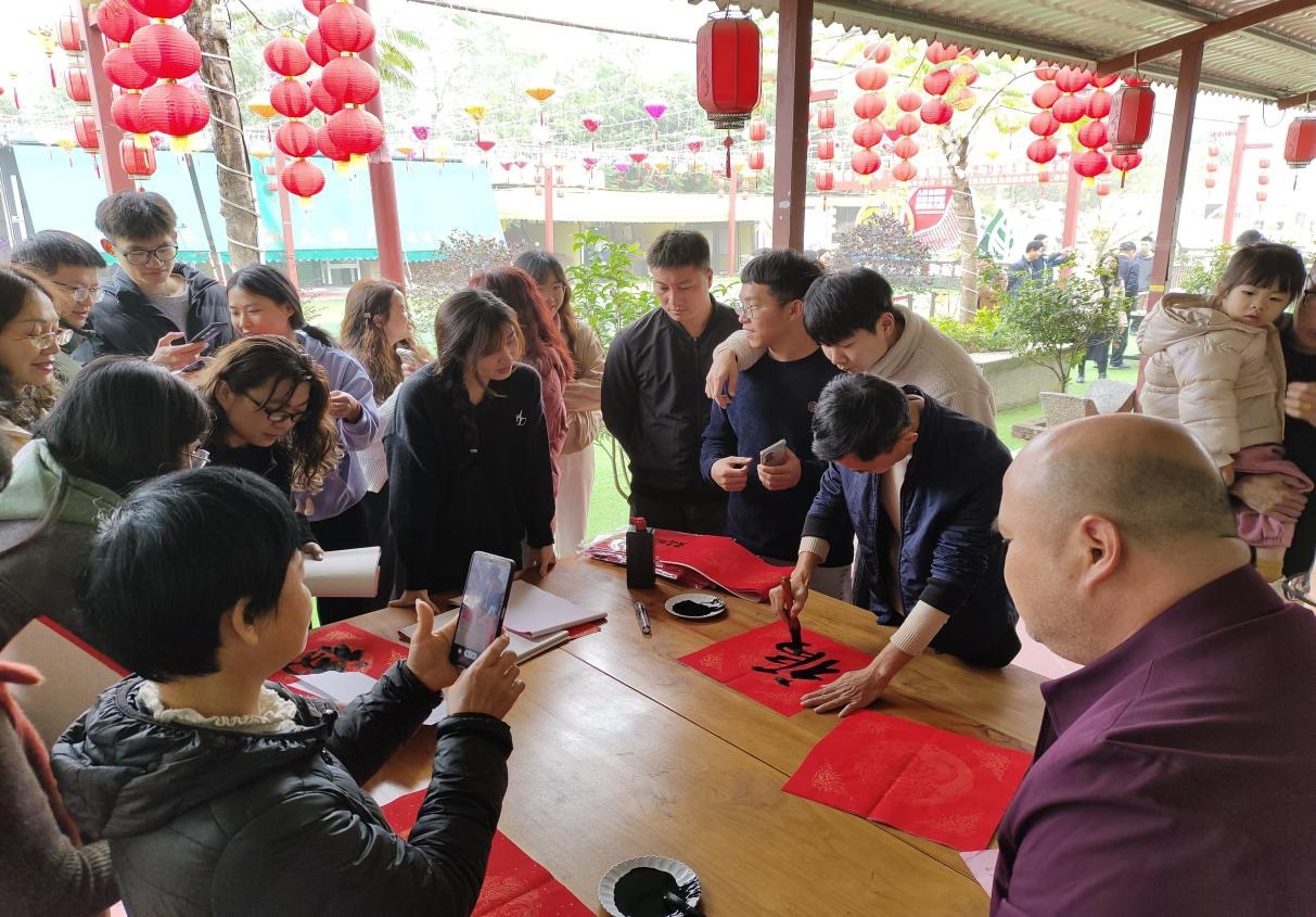 完好天下新做《神鬼胡念》：同天下的豪傑之歌