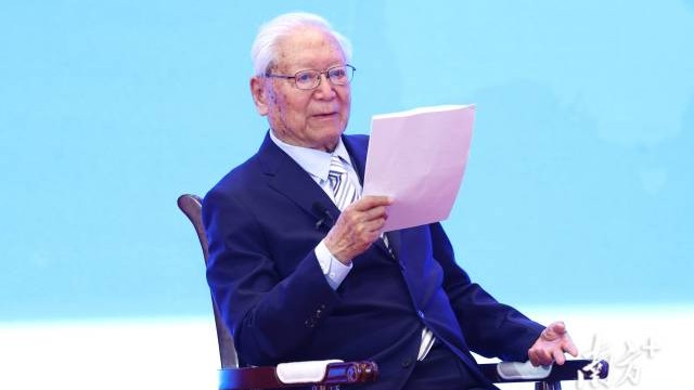 To modernize is not to westernize, China's path remains open to other countries: Zheng Bijian, Founding Chairman of CIIDS