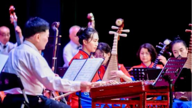 Guangzhou's Liwan promotes Foshan lantern art and Cantonese folk music at Guangzhou Cultural Park