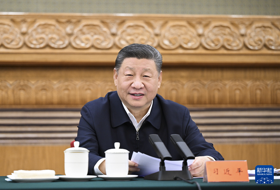 　　2月17日，中共中央总书记、国家主席、中央军委主席习近平在京出席民营企业座谈会并发表重要讲话。新华社记者 谢环驰 摄