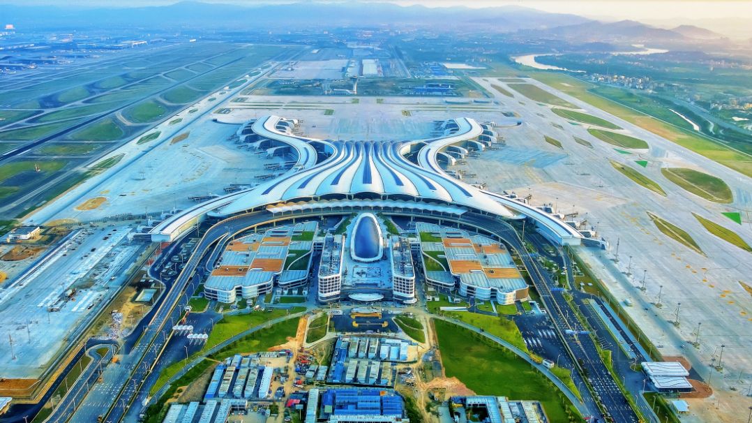 T3航站楼与第五跑道投运+单月客流创新高！金秋十月白云机场“双喜临门”