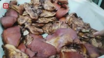 淋巴、腺体肉眼可见!这些梅菜扣肉,生产场景触目惊心 淋巴、腺体肉眼可见!这些梅菜扣肉,生产场景触目惊心