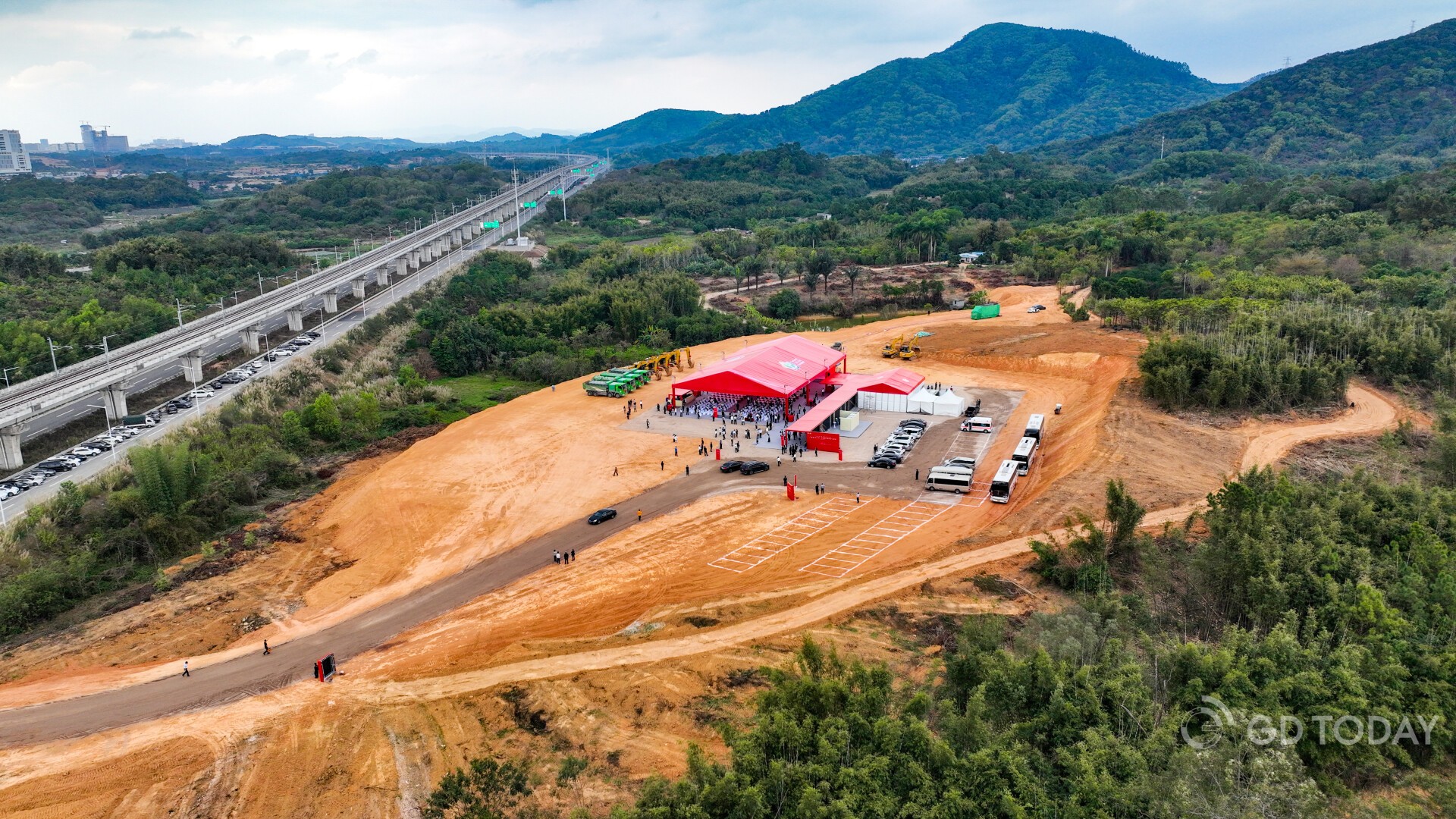 Guangzhou starts 319 projects with over 320 bln yuan investment in Q1