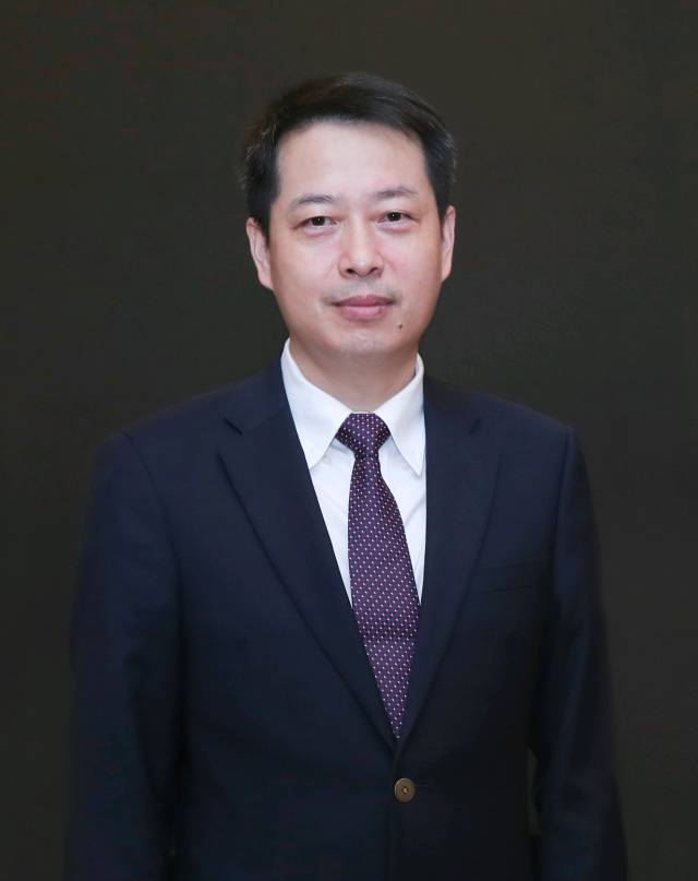 广东省新一代通信与网络创新研究院院长朱伏生。