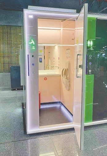 Shenzhen metro station sets up mobile baby care room_www.newsgd.com