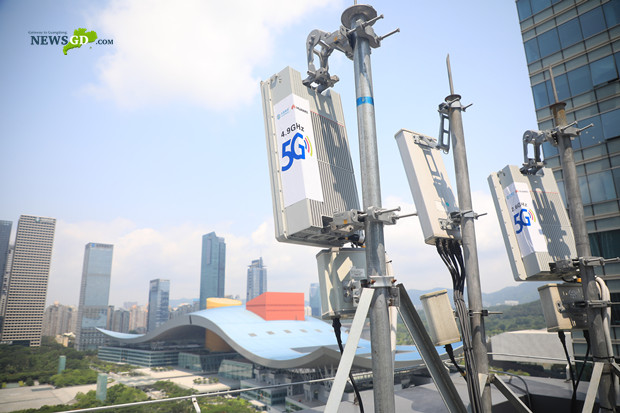 5G stations in Shenzhen (Photo: Zhu Hongbo)