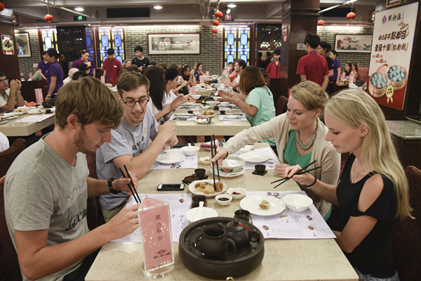 Guangzhou expats provided with better services