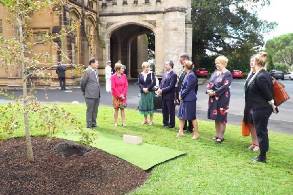 Tree planting ceremony held to mark sister relationship between China's Guangdong, Australia's NSW