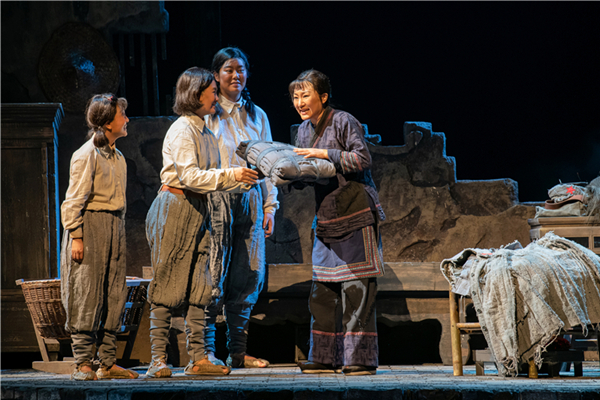 National opera "Half a Quilt" performed at Guangzhou Opera House