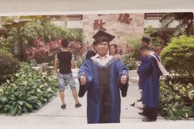 By applying VR+teaching, Mr. Lin Junwen invents the smart classroom