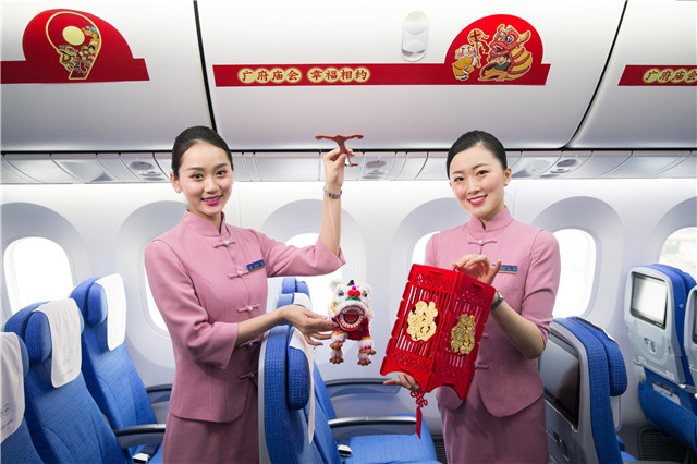 Airborne temple fair held on China Southern Airlines’ flights