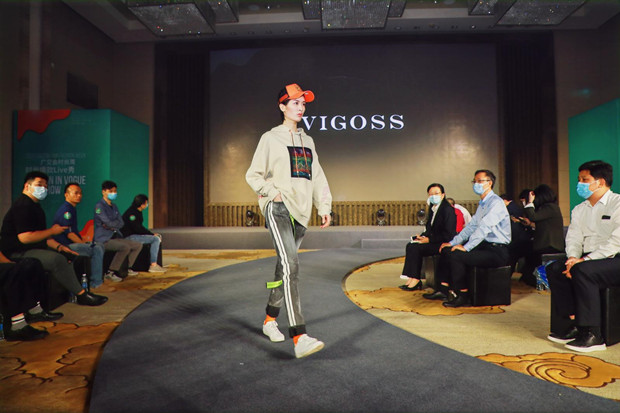 Fashion week held during 128th Canton Fair