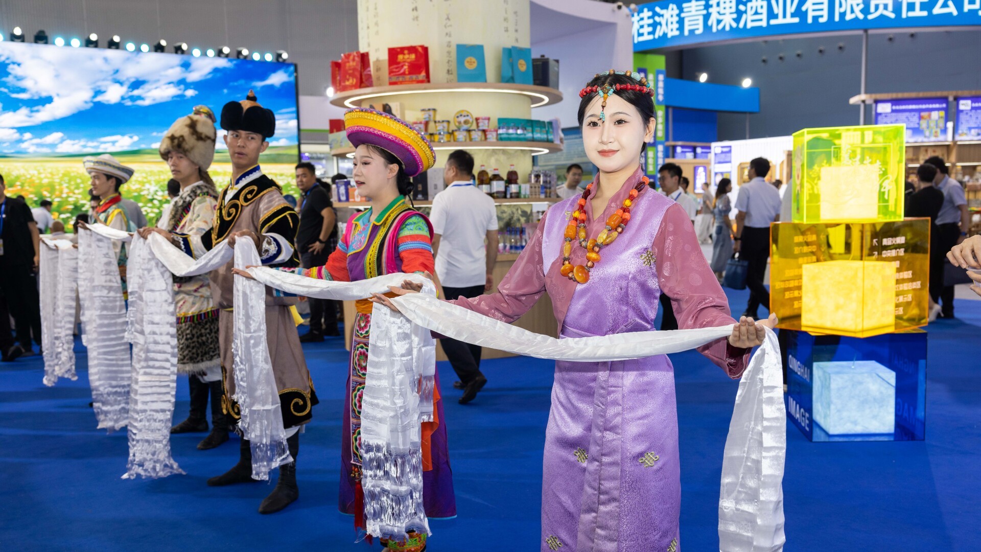 "Amazing Qinghai" shines at Guangzhou Fair with eco brands