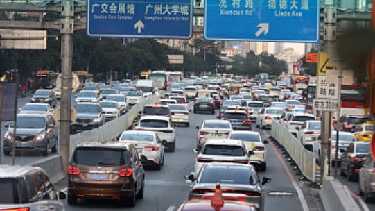 春节假期第四天全国道路交通总体平稳