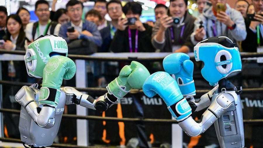 Chinese firms lead global humanoid robot production in 2025: report