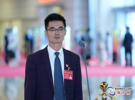 代表通道 | 卢海：出台村级后备干部培养政策，激励青年投身美丽乡村建设