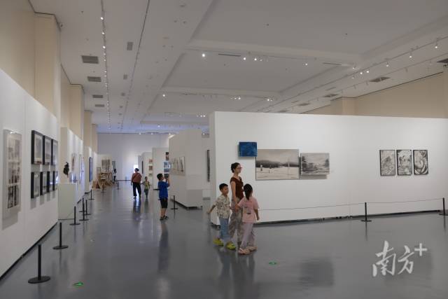 作品展现场。潘庆基 摄