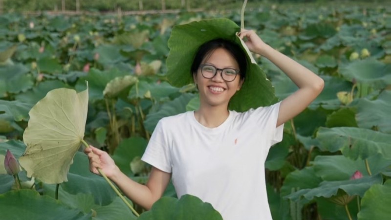 当00后决定摆摊卖菜：一位汕头“三农博主”的另类走红记